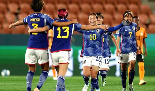 亚洲一区二区三区四区五区中文