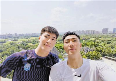 荡乳少妇情欲办公室在线观看
