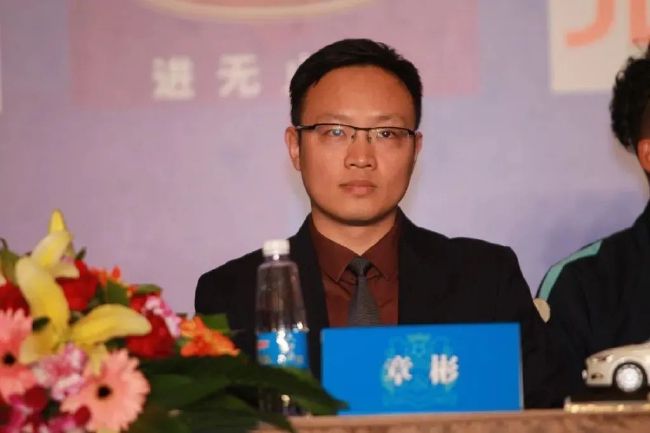 亚洲呦呦系列视频