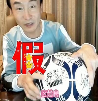 只穿比基尼跳舞的视频